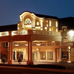 Chateau Louis & Conference Centre Canada